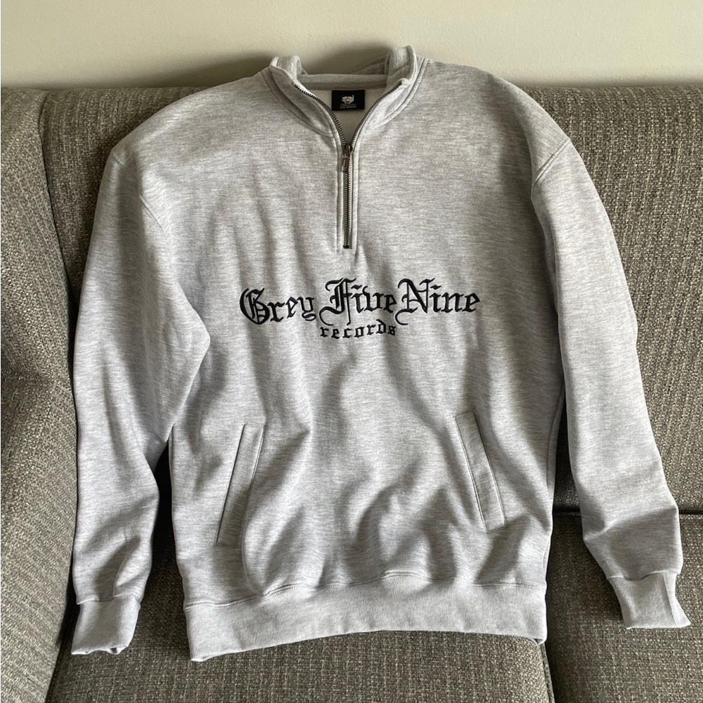 G59 quarter zip crew hoodie size M